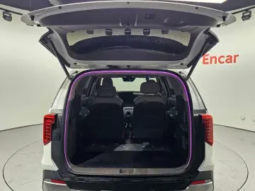 2024 Kia Carnival с пробегом 17 775 км