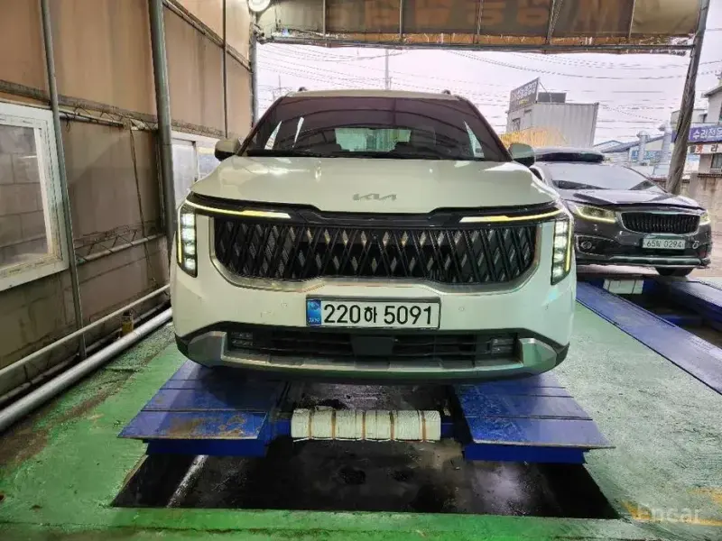 2024 Kia Carnival с пробегом 26 500 км
