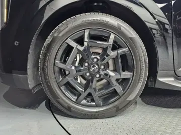 2024 Kia Carnival с пробегом 19 052 км