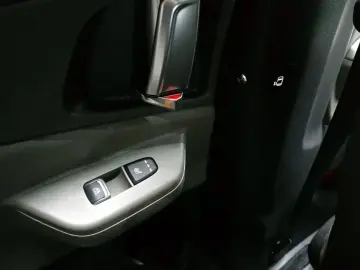 2024 Kia Carnival с пробегом 4 895 км