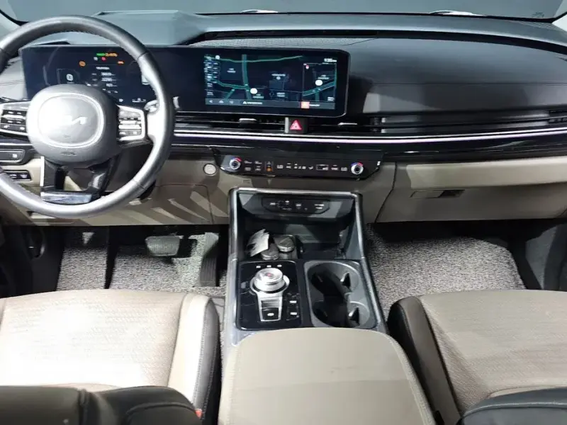 2024 Kia Carnival с пробегом 19 052 км