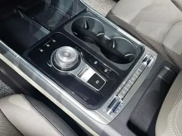 2024 Kia Carnival с пробегом 19 052 км