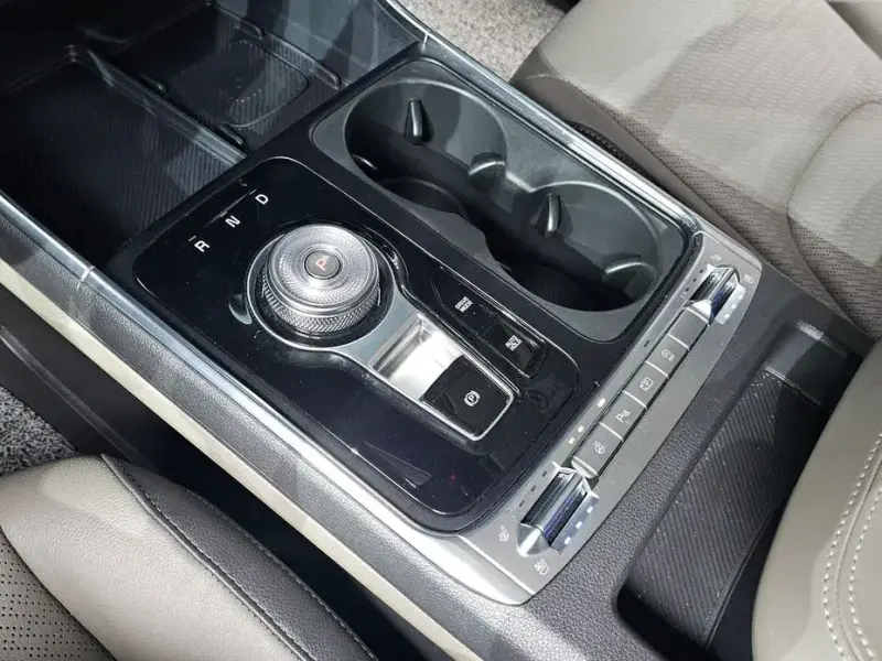 2024 Kia Carnival с пробегом 19 052 км