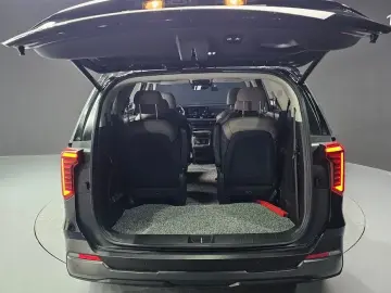 2024 Kia Carnival с пробегом 19 052 км