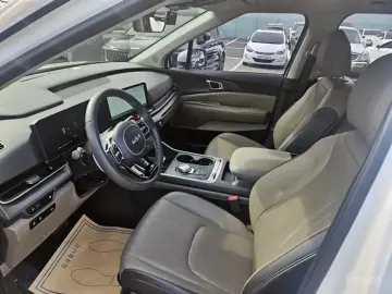 2024 Kia Carnival с пробегом 130 315 км