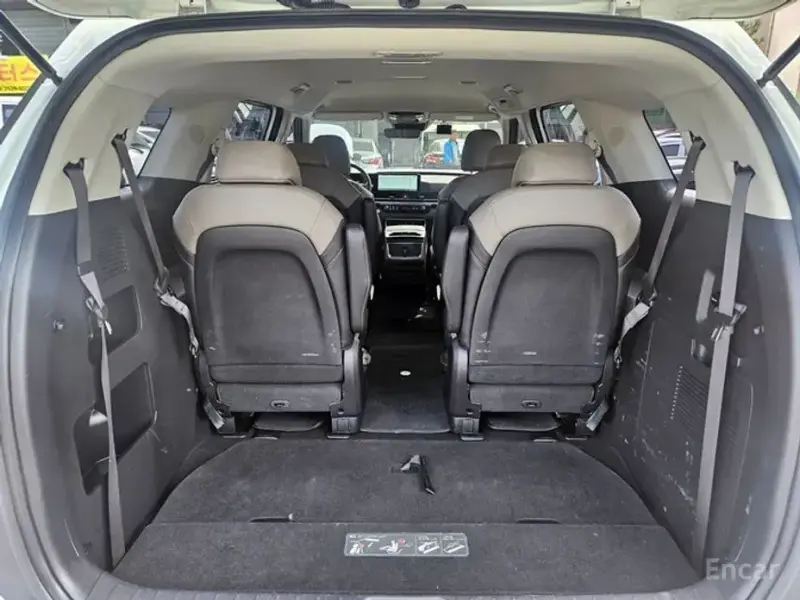 2024 Kia Carnival с пробегом 130 315 км