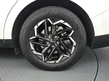 2024 Kia Carnival с пробегом 37 709 км