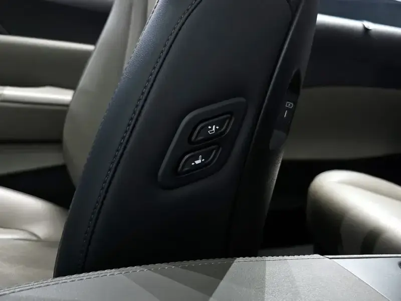 2024 Kia Carnival с пробегом 37 709 км