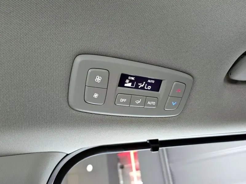 2024 Kia Carnival с пробегом 37 709 км