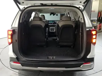 2024 Kia Carnival с пробегом 37 709 км