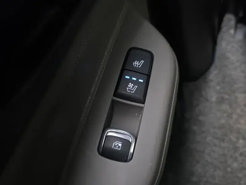 2024 Kia Carnival с пробегом 36 097 км
