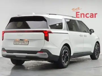 2024 Kia Carnival с пробегом 22 718 км