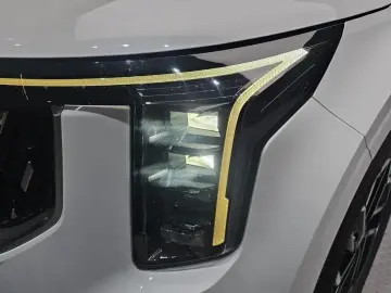 2024 Kia Carnival с пробегом 77 940 км
