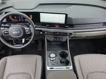 2024 Kia Carnival с пробегом 37 747 км