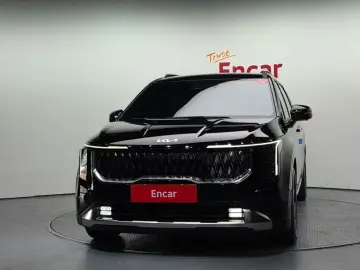 2025 Kia Carnival с пробегом 15 940 км