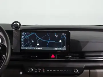 2025 Kia Carnival с пробегом 15 940 км