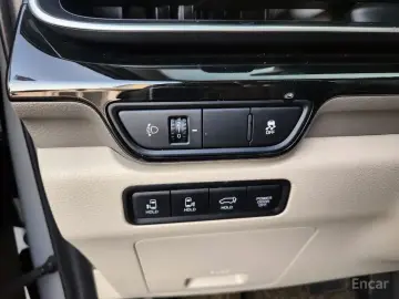 2024 Kia Carnival с пробегом 35 000 км