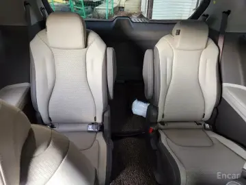 2024 Kia Carnival с пробегом 35 000 км