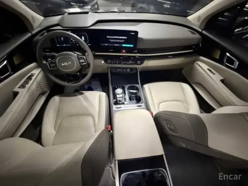 2024 Kia Carnival с пробегом 24 153 км