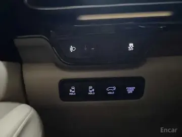 2024 Kia Carnival с пробегом 24 153 км