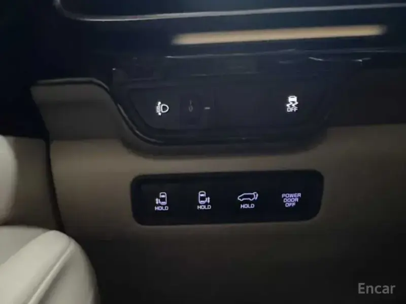 2024 Kia Carnival с пробегом 24 153 км