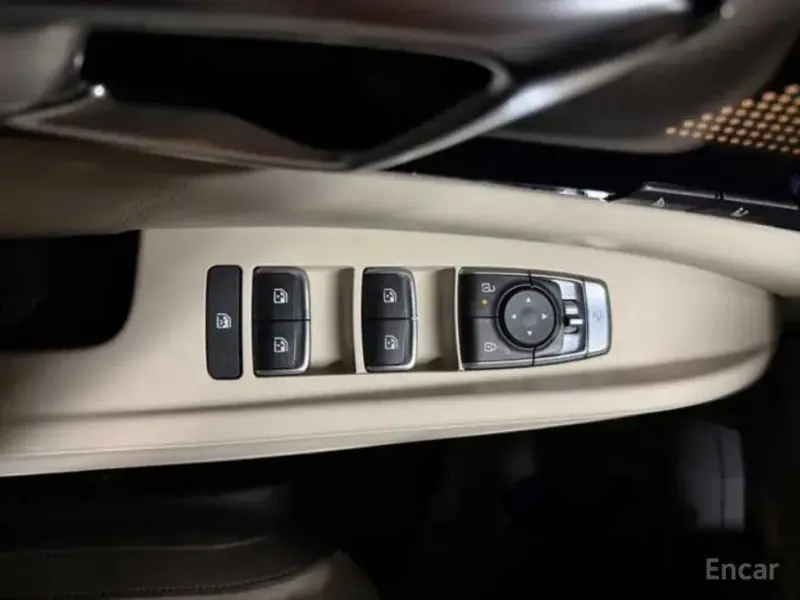 2024 Kia Carnival с пробегом 24 153 км