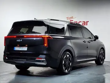 2025 Kia Carnival с пробегом 21 455 км