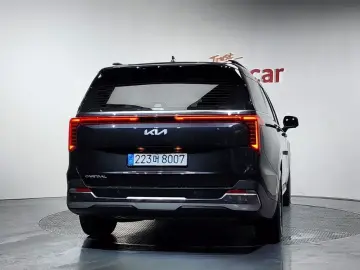 2025 Kia Carnival с пробегом 21 455 км
