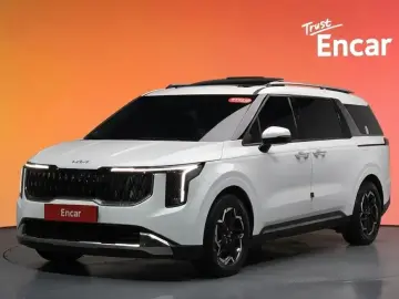 2024 Kia Carnival с пробегом 10 847 км