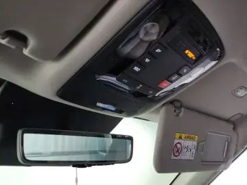 2025 Kia Carnival с пробегом 21 455 км