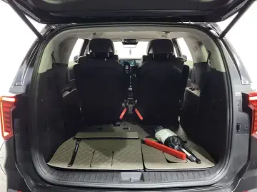 2025 Kia Carnival с пробегом 21 455 км