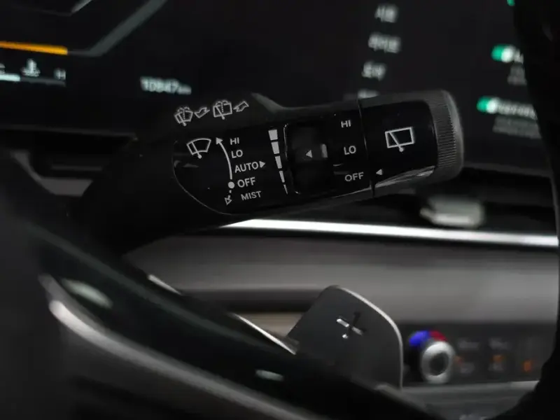 2024 Kia Carnival с пробегом 10 847 км