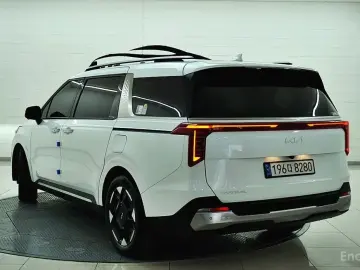 2024 Kia Carnival с пробегом 40 390 км