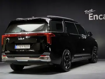 2025 Kia Carnival с пробегом 19 580 км