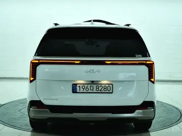 2024 Kia Carnival с пробегом 40 390 км
