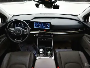 2024 Kia Carnival с пробегом 40 390 км