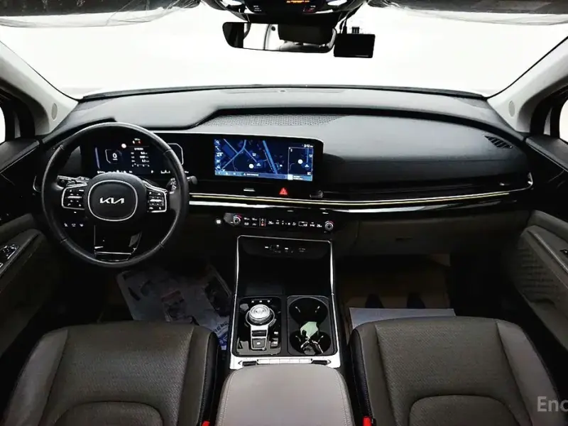 2024 Kia Carnival с пробегом 40 390 км