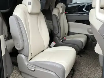 2025 Kia Carnival с пробегом 19 580 км
