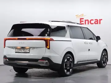 2024 Kia Carnival с пробегом 51 025 км