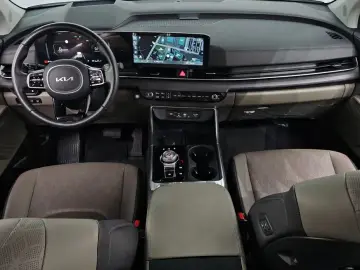 2024 Kia Carnival с пробегом 51 025 км