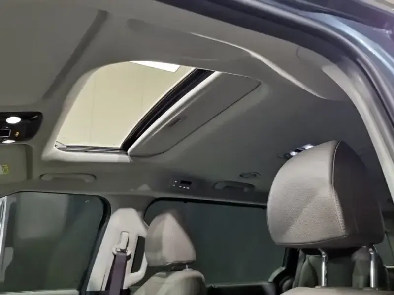 2024 Kia Carnival с пробегом 25 902 км