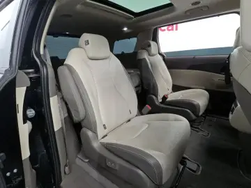 2024 Kia Carnival с пробегом 19 698 км