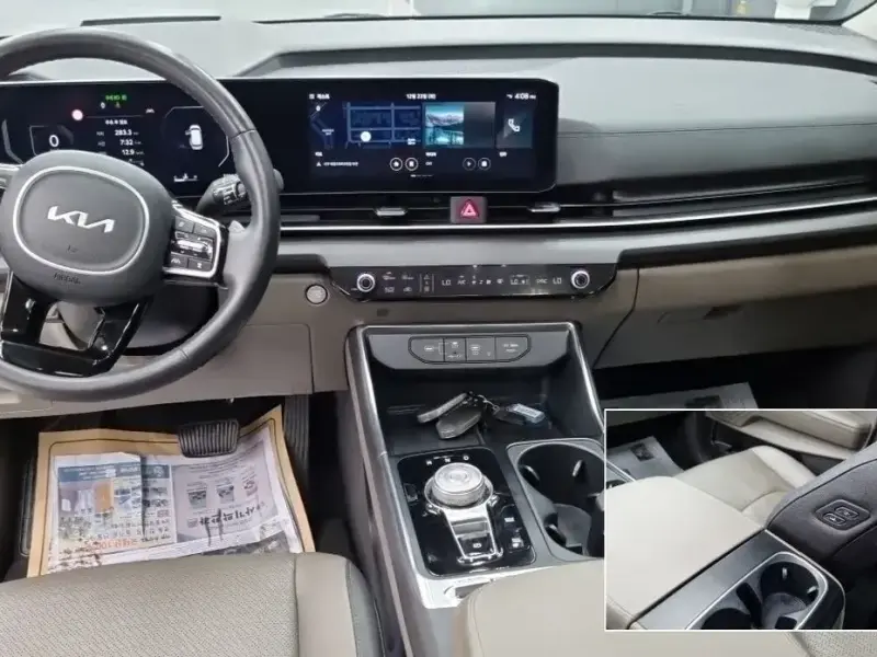 2024 Kia Carnival с пробегом 33 090 км