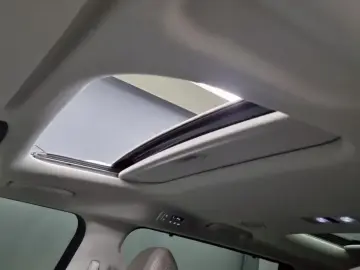 2024 Kia Carnival с пробегом 33 090 км