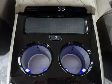 2024 Kia Carnival с пробегом 33 433 км