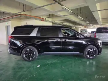 2025 Kia Carnival с пробегом 16 678 км