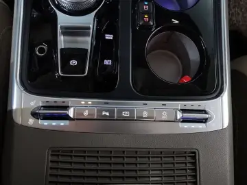 2024 Kia Carnival с пробегом 33 433 км