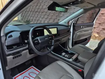 2024 Kia Carnival с пробегом 28 100 км