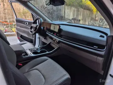2024 Kia Carnival с пробегом 28 100 км
