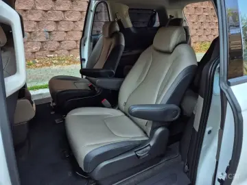 2024 Kia Carnival с пробегом 28 100 км